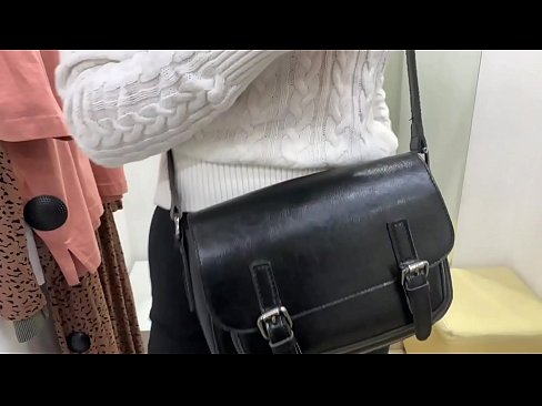❤️ Masturbação pública da jovem cadela FeralBerry com um dildo no provador ️ Sexo vídeo em nós pt.assistdoctor23.ru ❌❤